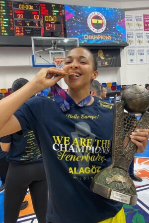 Kiah Stokes Euroleague basketball champion