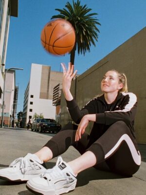 Katie Lou Samuelson hot basketball babe